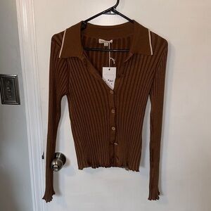 NWT ribbed button up top